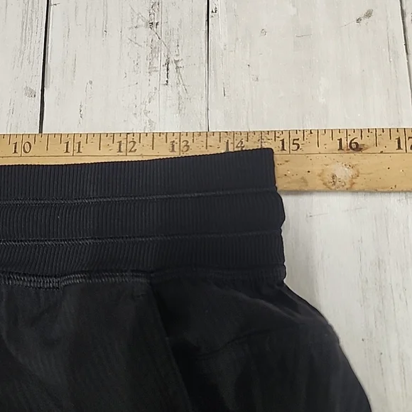 Lululemon Black Dance Studio Mid-Rise Jogger Cargo Pants Womens Size 6 Athletic - Picture 6 of 12